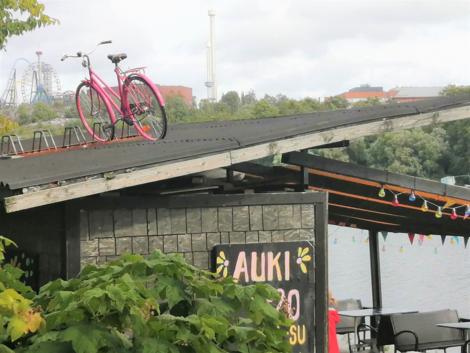 Töölönlahden rannalta